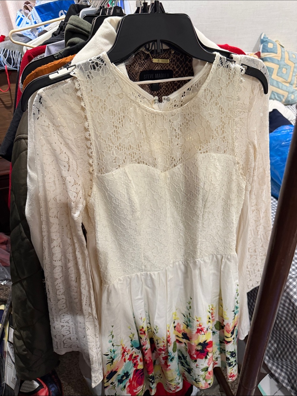 Steve Madden Cream Lace Long-Sleeve Floral Hem Blouse